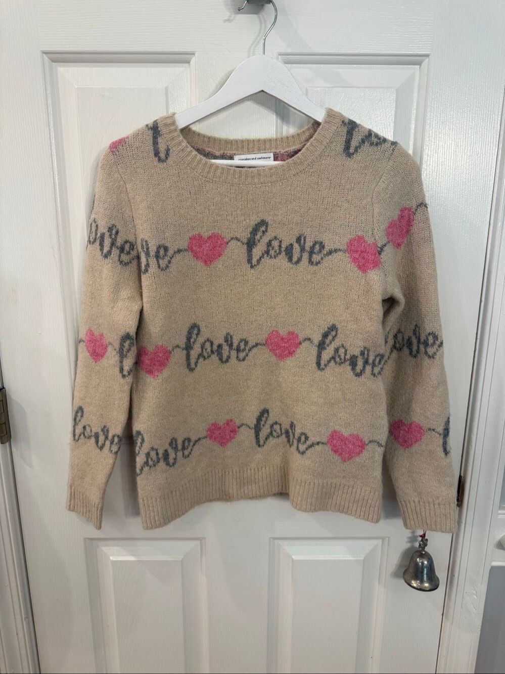 Cupcakes & Cashmere Tan Hearts & Love Crewneck Sweater sz XS EUC